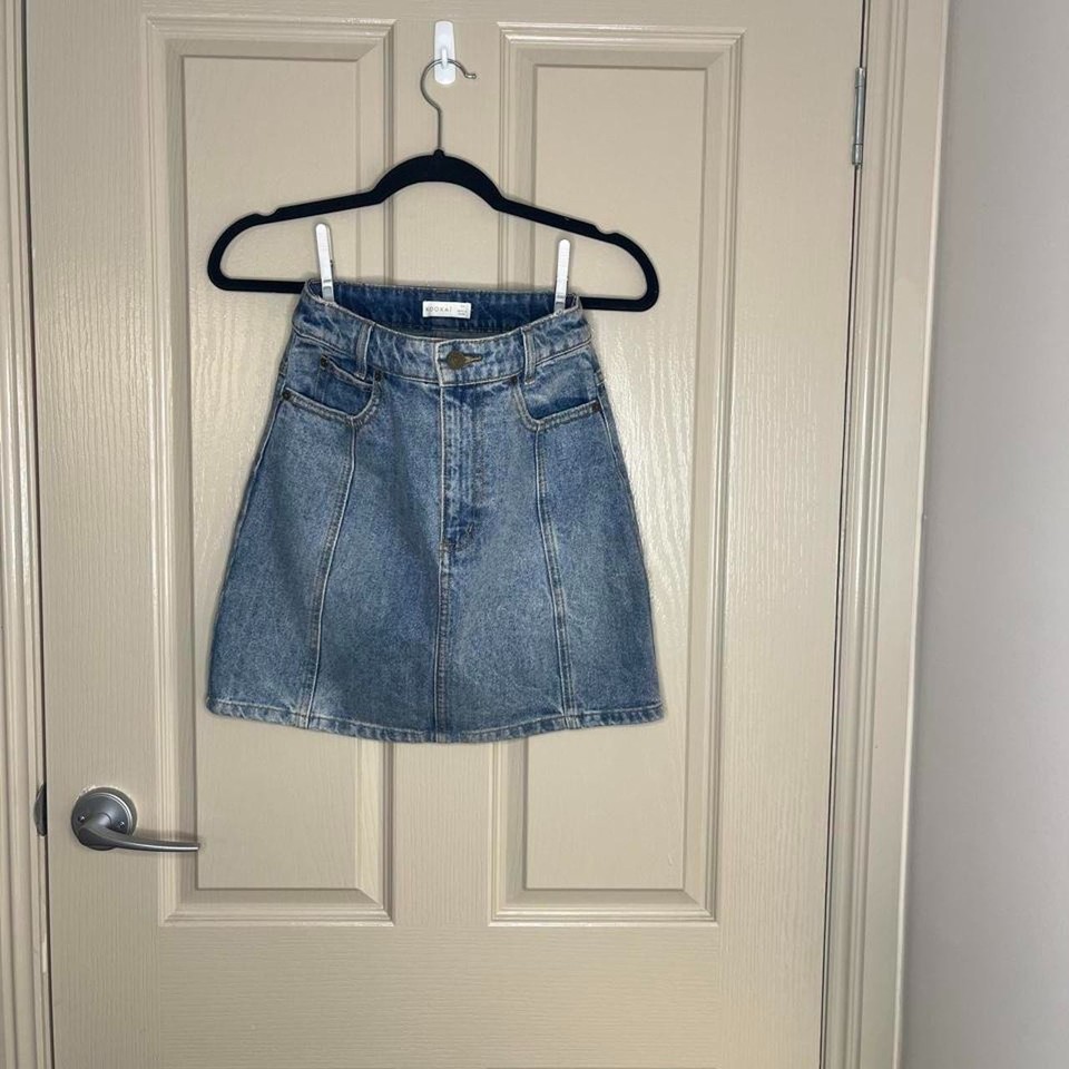 FREE POSTAGE Kookai Women’s Blue Denim Mini Skirt – AU 6, Classic Casual Style