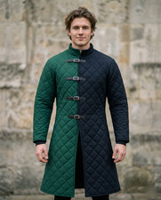 Modern Two-Tone Quilted Coat with Buckle Closure Green Black