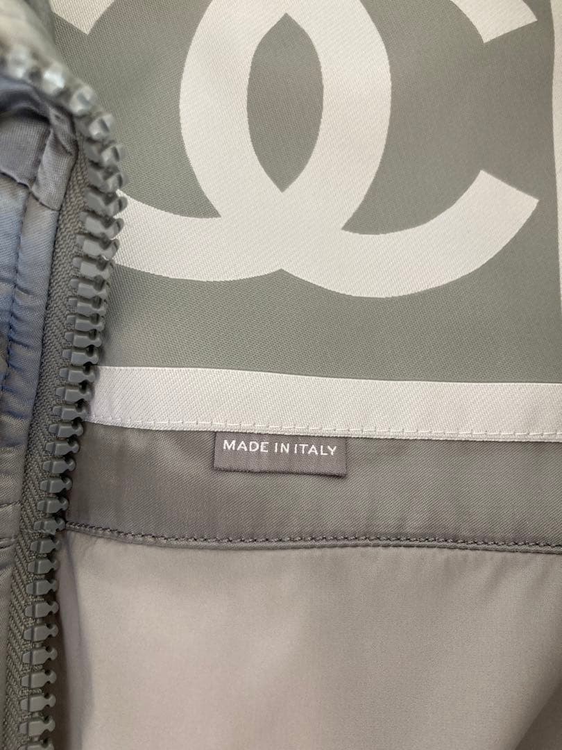 USED CHANEL DOWN SILVER ACCEPTABLE - image 6