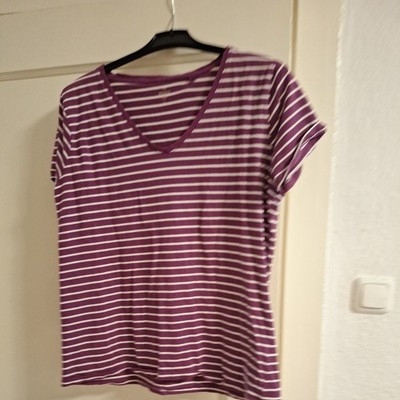 C&A The Basics Damen T-Shirt Lila/weiß XL V-Ausschnitt Kurzarm Basic