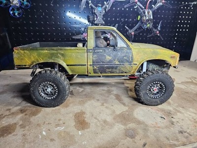 RC4WD Trail Finder 2   Custom Build w/ SHV500v Servo, Goodyear MT/R Tires, Upgra