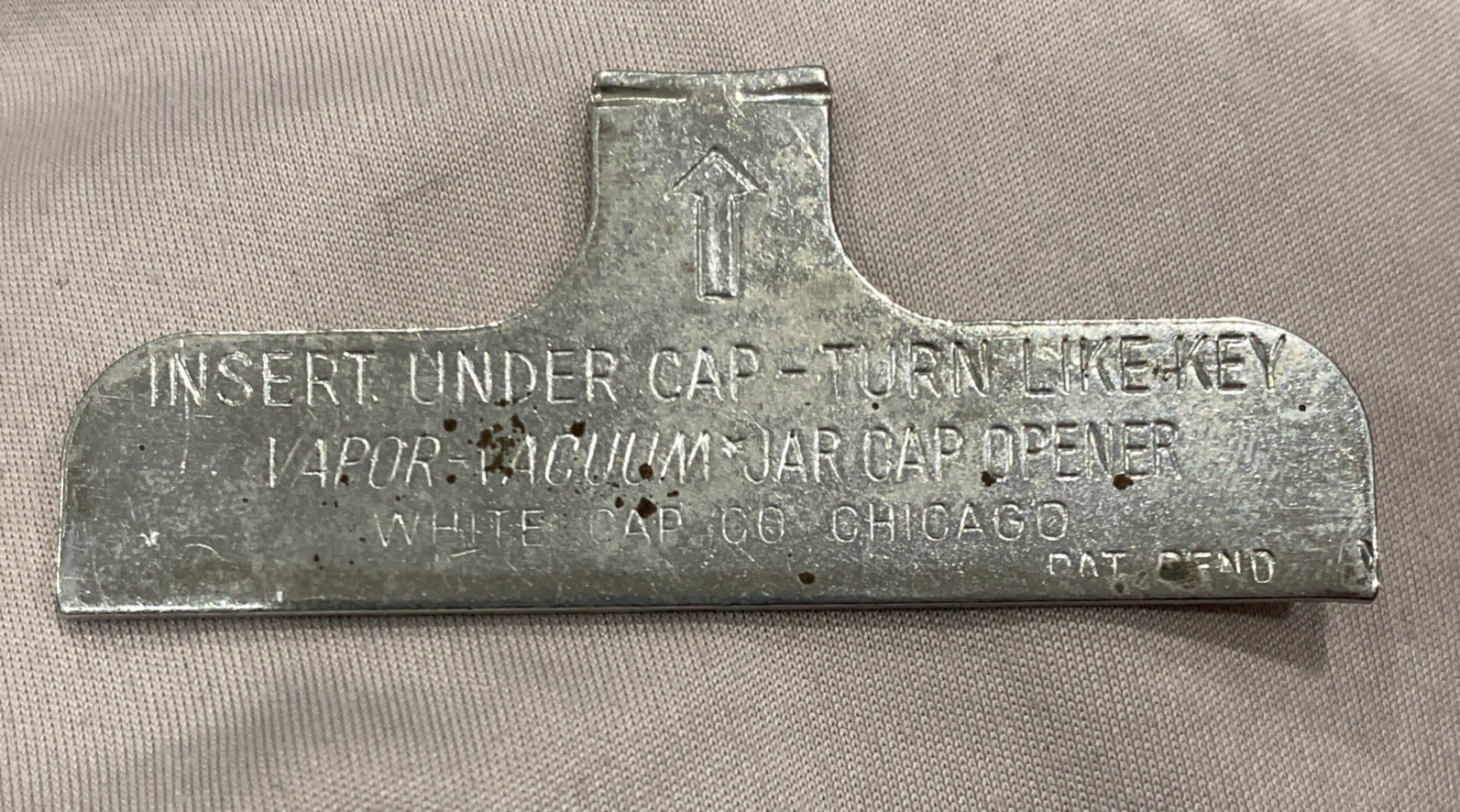 Vintage Peter Pan Peanut Butter Vapor Vacuum Jar Opener Lid Flipper White Cap Co