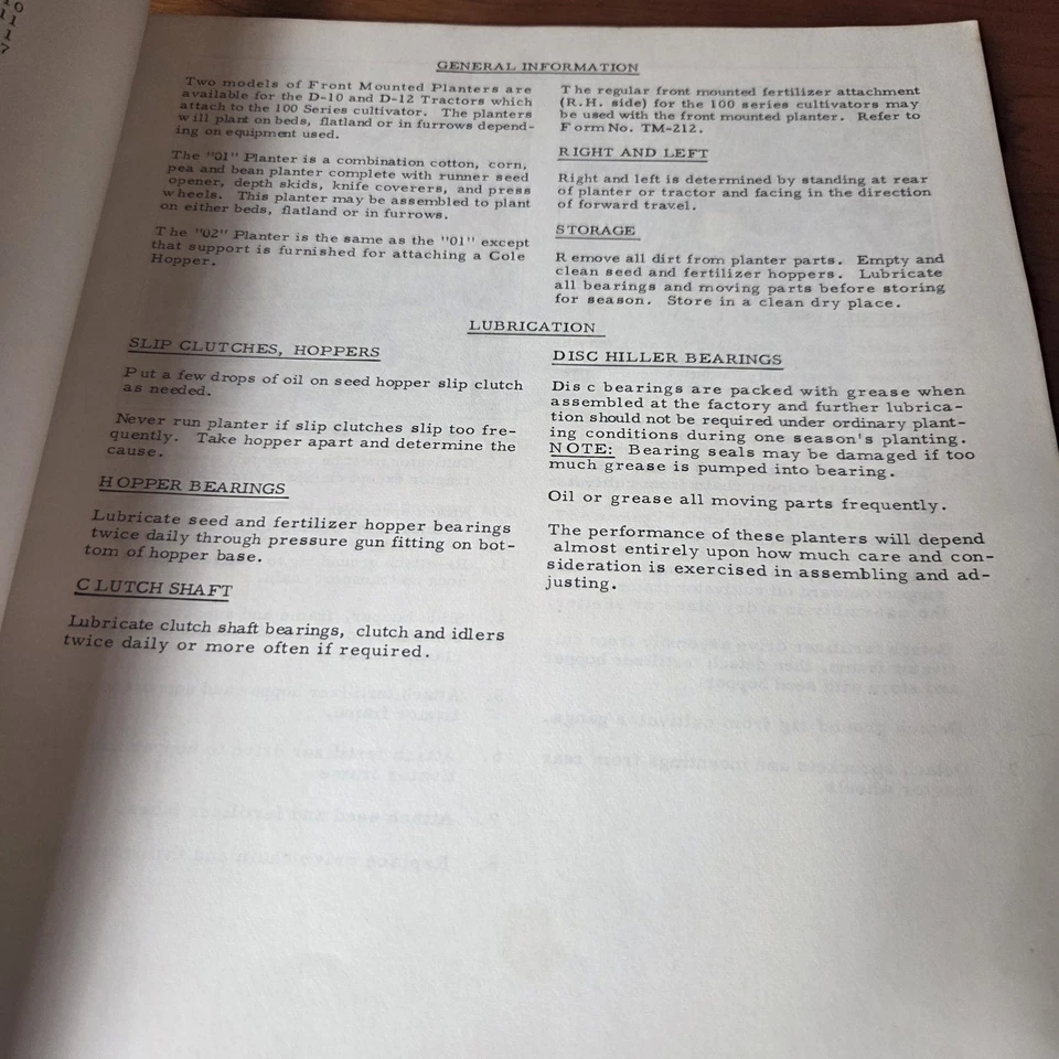 OPERATORS MANUAL & PARTS LIST ALLIS CHALMERS Front Mounted Planter D 10 D12 - Image 3 of 4