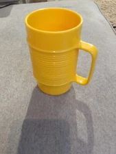 Vintage Rubbermaid #3829 Ribbed Yellow 5" Stackable  Mug Cup