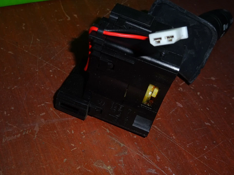 Comodo neuf VALEO 251561 pour megane 1 phase 1 et phase 2 — 第 2/4 张图片