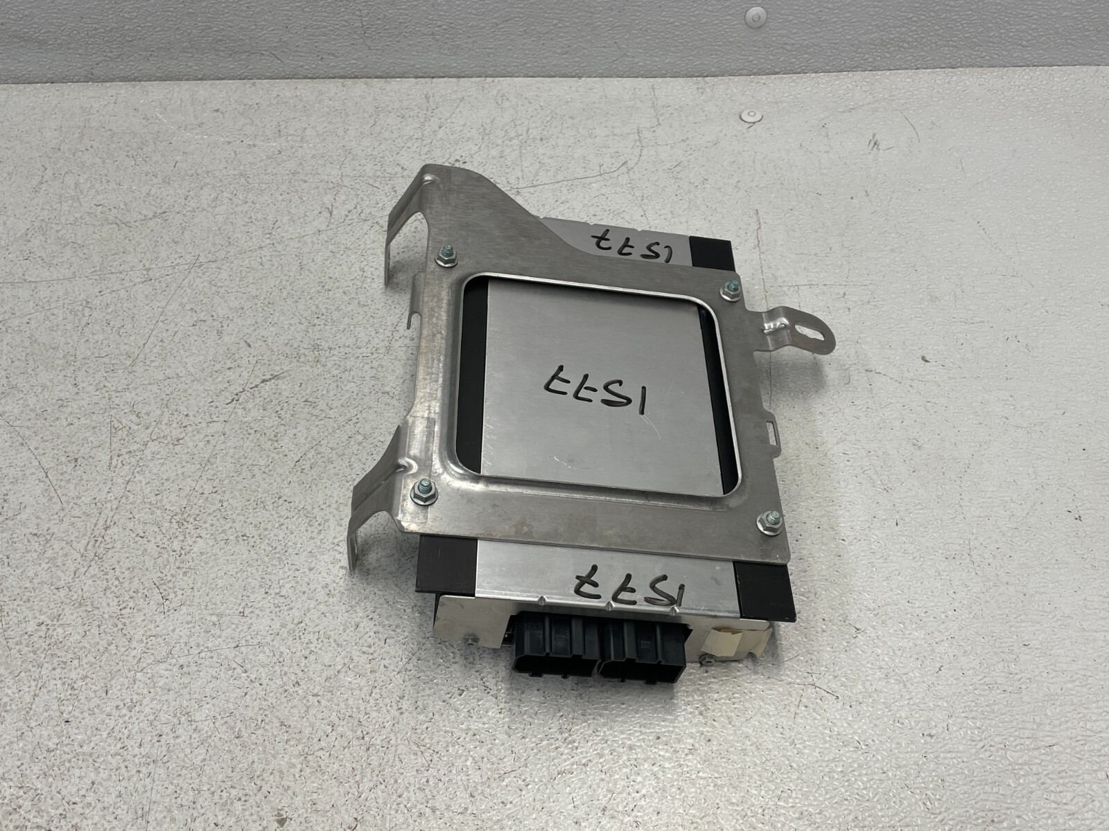 03-07 Bentley Continental GT Audio Sound Amp Amplifier Control Module 1577 OEM