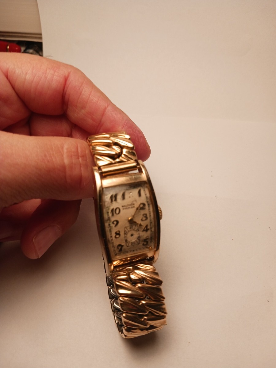 Long Curved Waltham Premier Wristwatch 21 Jewels MENS WATCH