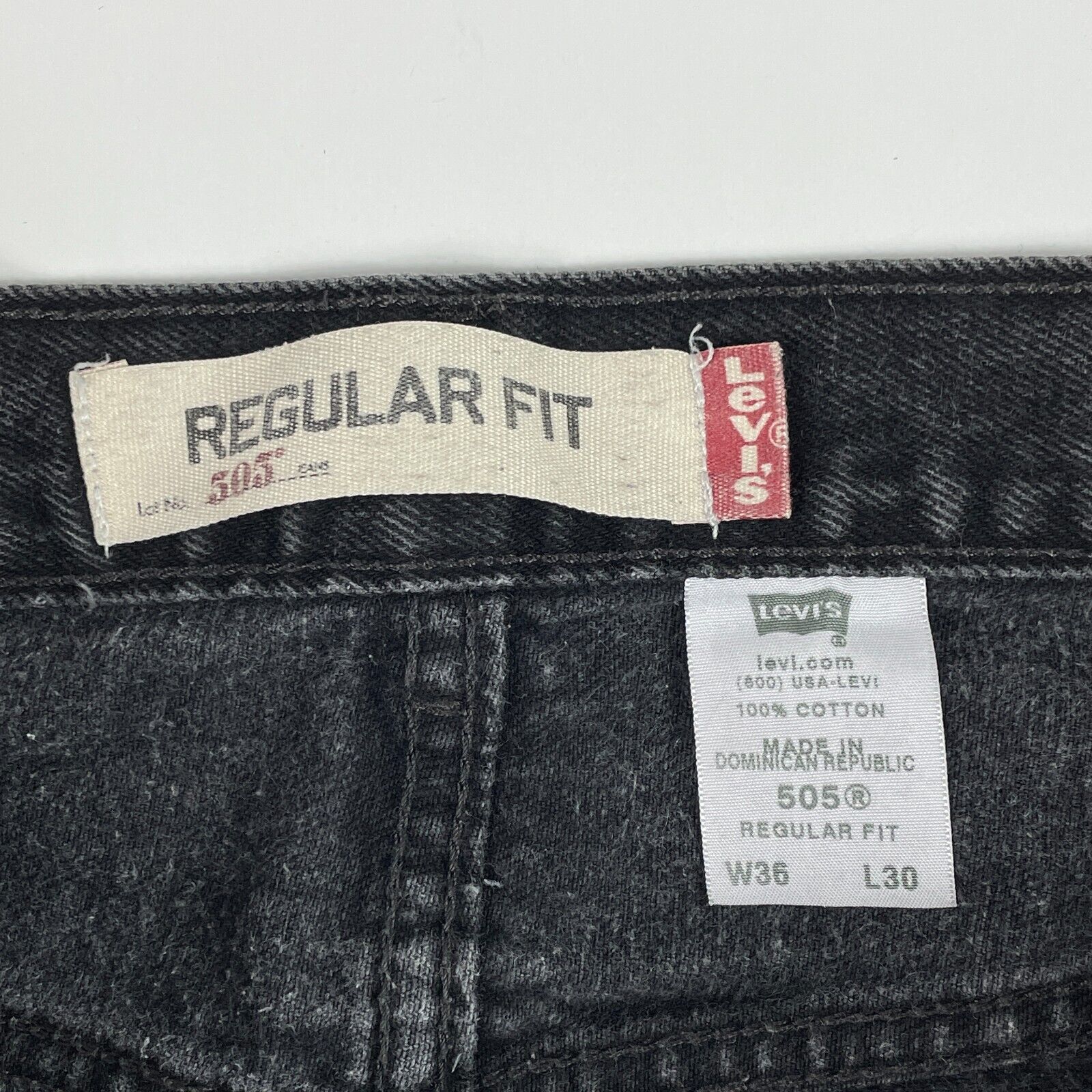 VINTAGE Levi's 505 Jeans Mens 36 x 30 Black Strai… - image 6