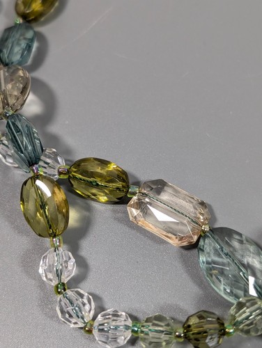 Boho Western Green Acrylic Beaded Layered Double Strand Long neccklace 21 inch - Picture 10 of 11