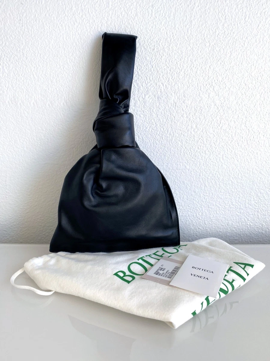 BOTTEGA VENETA ブラックハンドバッグ s-l1200.webp