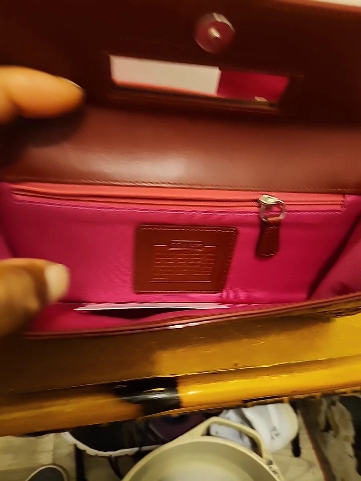 винтажный тренер красный настенный кошелек мини ручной размер с зеркалом и молниями. - Изображение 4 из 4