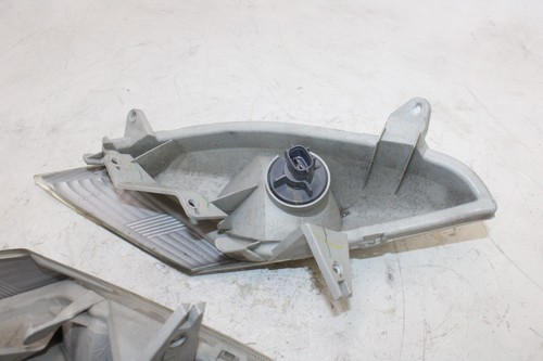 03-06 SUZUKI BURGMAN AN400S OEM FRONT LEFT RIGHT TURN SIGNALS LIGHT INDICATORS - Picture 7 of 10
