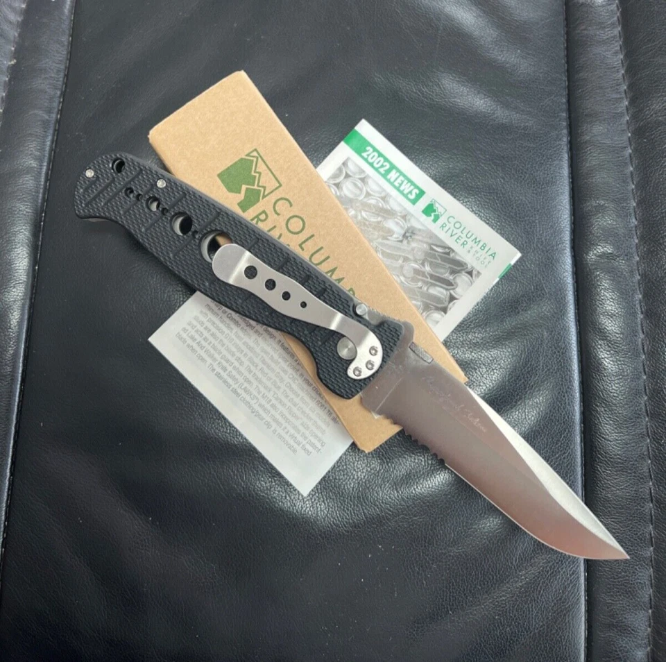 NOS 2002 CRKT 6243 Falcon Crawford Serrated Edge Box Papers Mint Made in Taiwan - Image 2 of 3