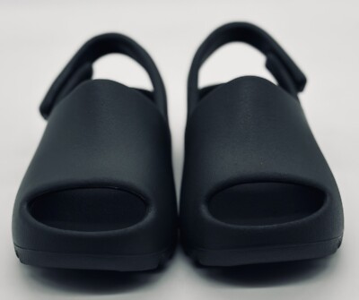 NEW Adidas Yeezy Slides Sandal Dark Onyx ID5106 Youth Size  display picture 3