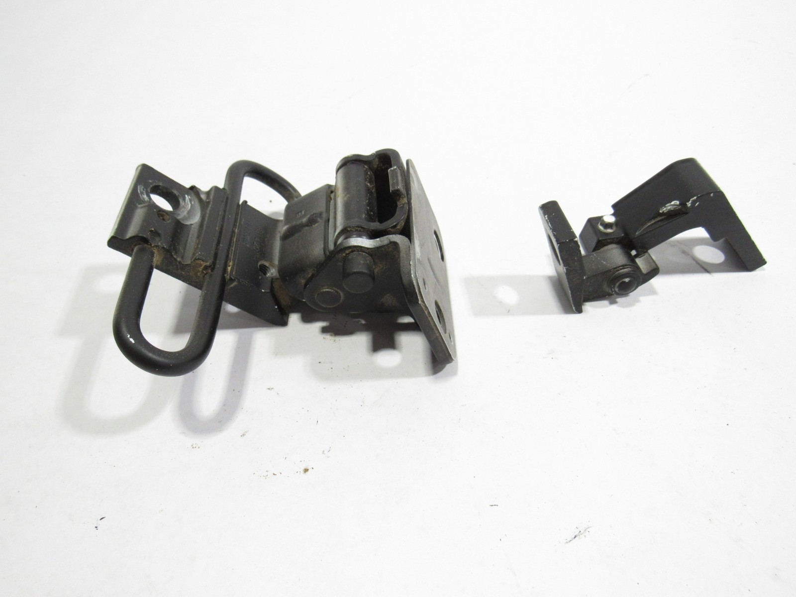 14-17 Audi R8 V10 2015 Right Passenger Door Upper Lower Hinges Set 2 PCS ;:O