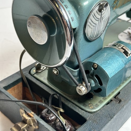 Vintage Monarch Deluxe Syncro-Matic Sewing Machine with Case - Japan – WORKS! - Picture 11 of 14