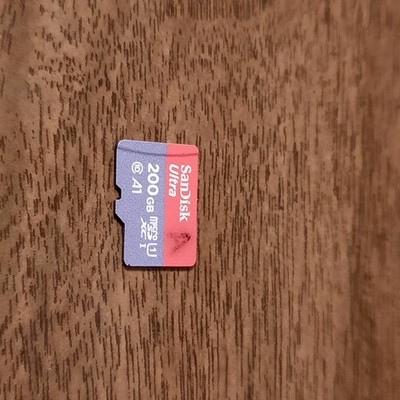 SanDisk Ultra 200GB Class 10 SDXC Memory Card - (SDSQUAR-200G-GN6MA)