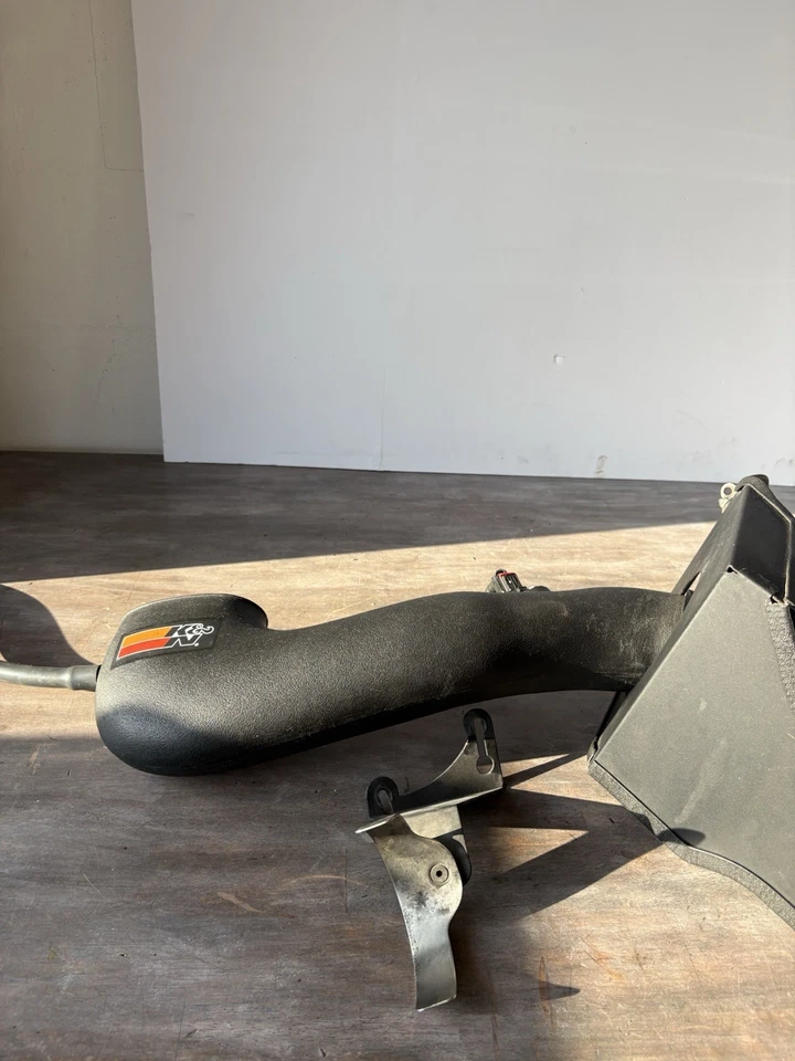 Ford Mustang GT 2005-2009 4,6 L K&N admisión de aire frío conjunto completo Foto 4 de 4