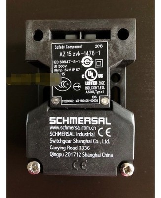 1PCS New   AZ15zvk-1476-1 AZ15zvk14761  Safety Component Free Ship *pt