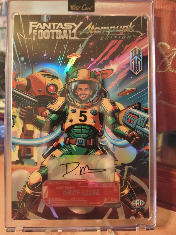 Wild Card Atompunk Dante Moore TRUE 1/1 AUTO MAMMOTH Football Card 2026