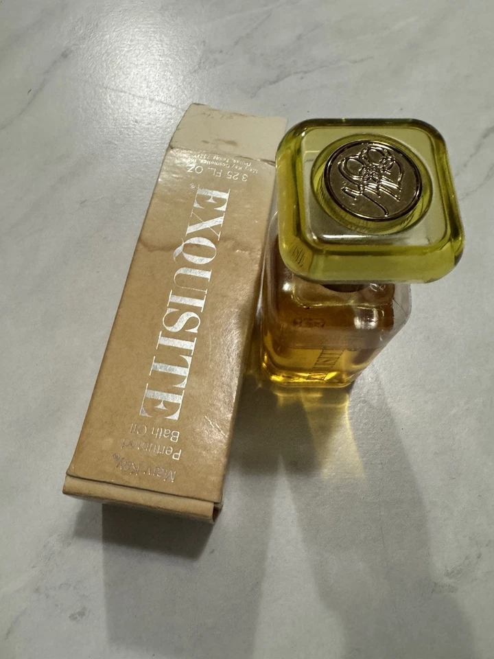 RARE HTF Vintage Mary Kay Exquisite Perfumed Body Lotion 8 Fluid Ounce. - Image 3 of 4