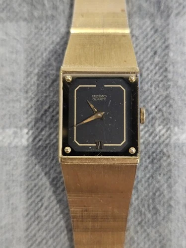 Vintage Seiko Tank Watch Women 19mm Black Dial Gold Tone Octagon for repair