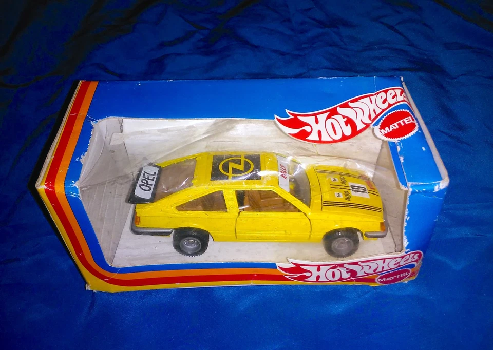 OPEL MONZA HOT WHEELS BEVI BILLY SPECIAL RARE BOX 1:25 MATTEL ITALY - Immagine 2 di 4