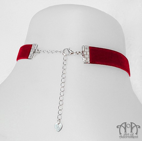 Gothic RED CRYSTAL VELVET CHOKER Ribbon Necklace Victorian Silver Glass Beaded - Picture 3 of 3