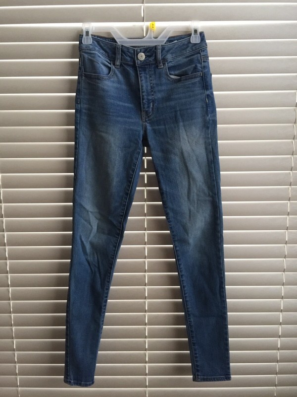 American Eagles Women’s High Rise Jeggings Blue Jeans Size 0 Long