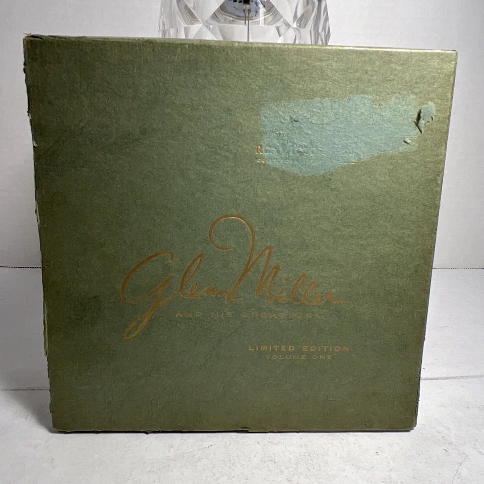 1956 GLENN MILLER & HIS ORCHESTRA: Limited Edition, VOL. 1, 45rpm Extended Play - Image 2 of 4