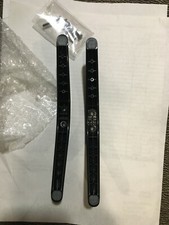 TCL 32S327 32S325 32S321 Stand Legs W/Screws - USED 68-32D29B 