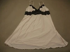 Linea Donatella Size L Womens Pink Lace Trim Unlined Wireless Cami Chemise 8N