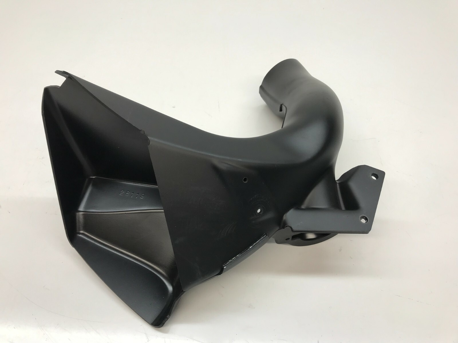 LAMBORGHINI AVENTADOR S LP740 FRONT LEFT DRIVER AIR DUCT CONVEYOR OEM 470805825E