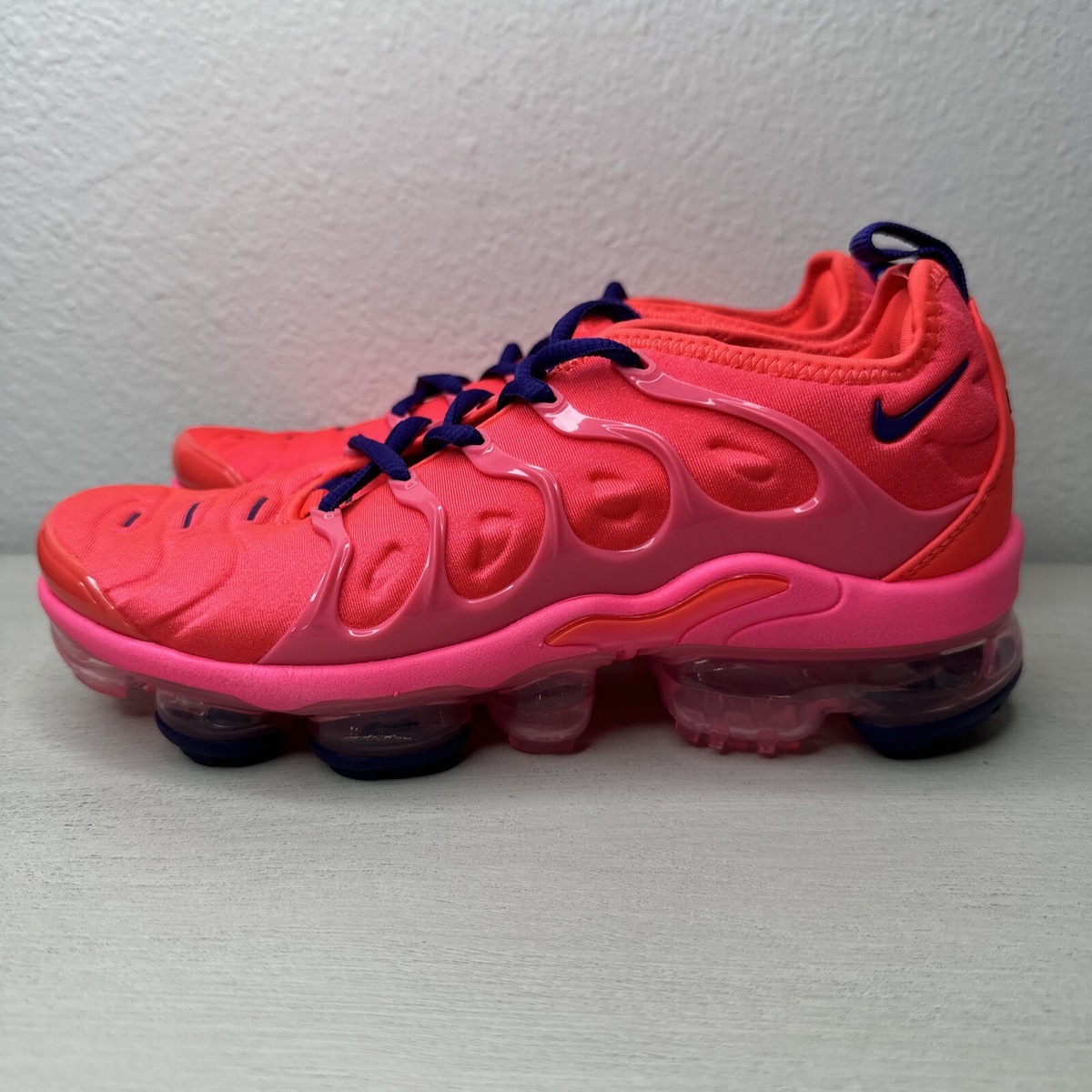 nike vapor max bubble gum