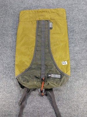 REI Flash 18 Backpack Lightweight Hiking Daypack Olive Green Yellow 18L