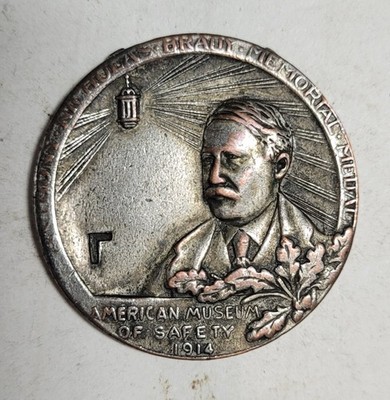 1915 Union Traction Company of Indiana Safety and Sanitation Harriman Award Rare