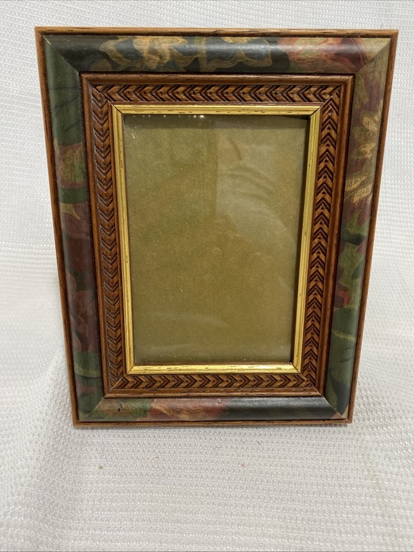 Vintage Mixed Wood Picture Frame Holds 3x4.5 Picture
