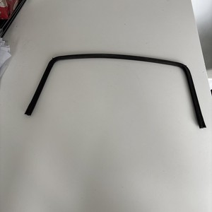 Montpellier MDC500FW, Backofentürdichtung oben gebraucht.