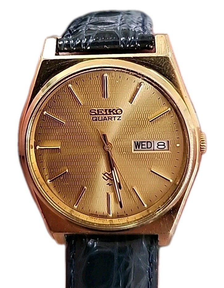 Seiko Men's Vintage SQ 6923-8009 Quartz Watch with Day/Date Gold