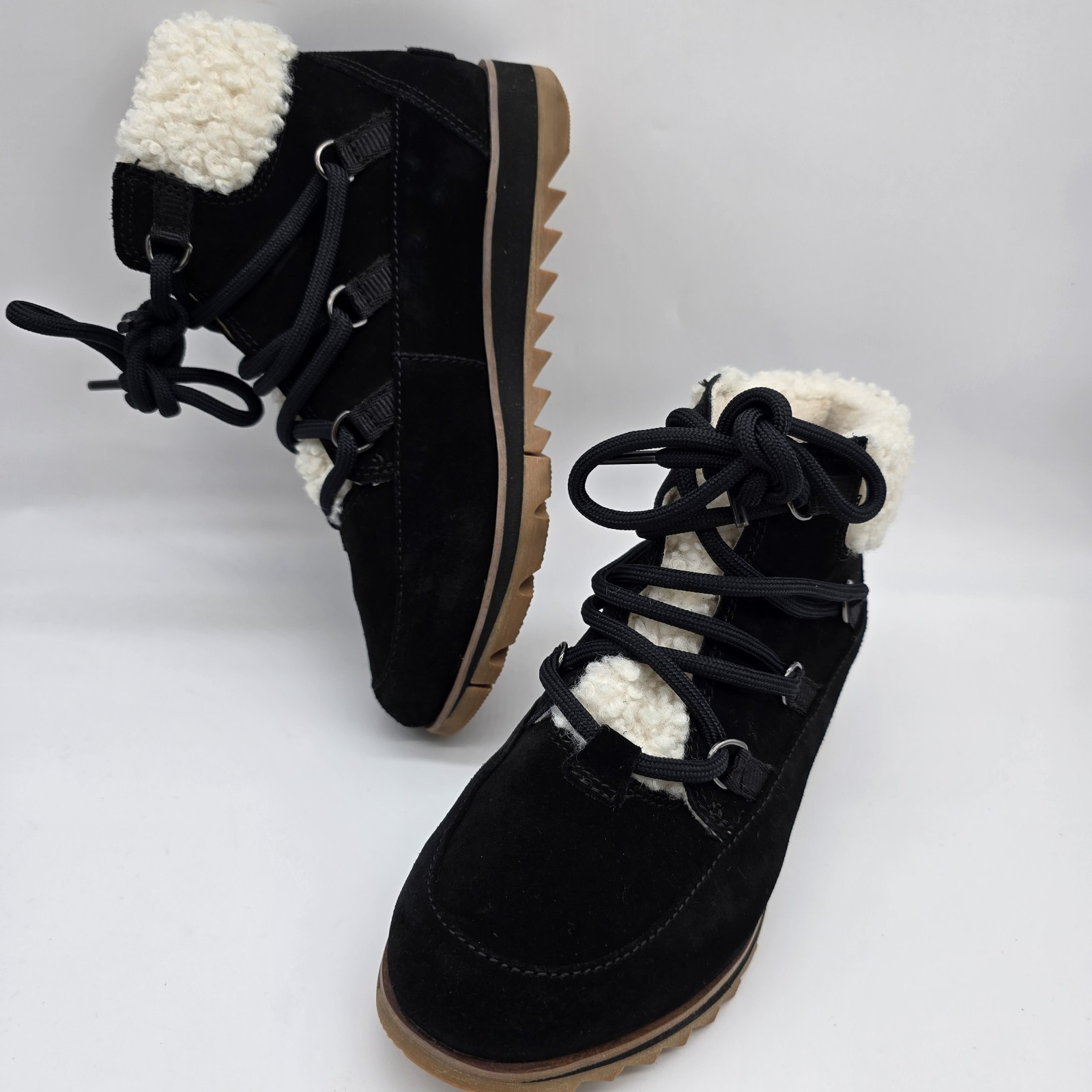 SOREL Womens Boot Shearling Trim Waterproof Black Suede Lace Up 5.5  Cozy Harlow