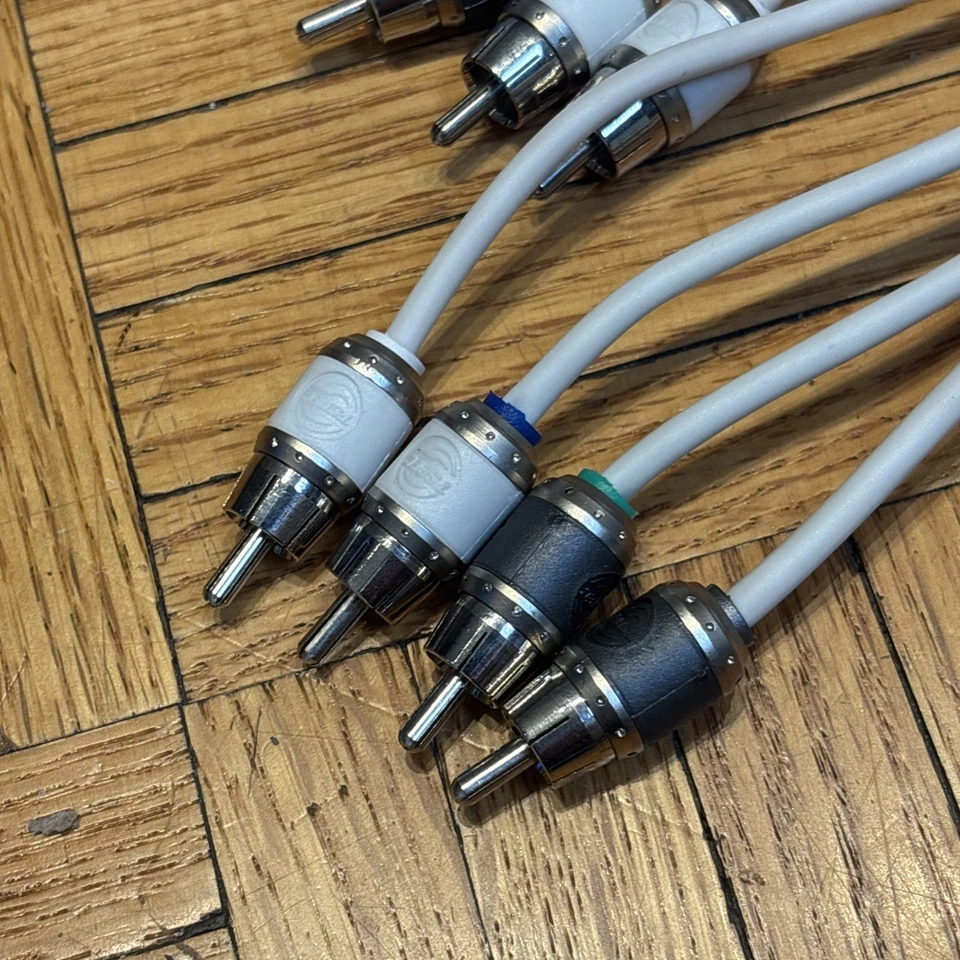 T-Spec V10RCA-174 V10 Quad-Shield Four Channel RCA Cable White - Open Box - Image 2 of 4