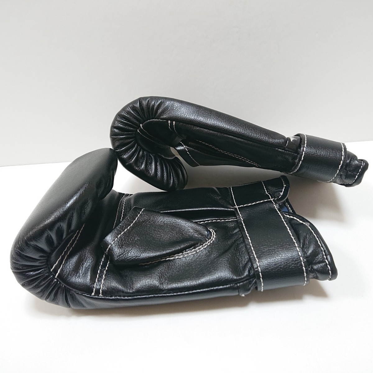 Winning Boxing Bag Gloves Black SB-3000 Magic Tape type For