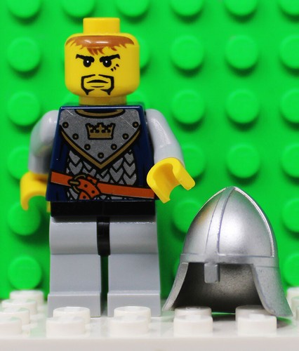 ๐ฐKate's Figs: LEGO Castle Minifigures - Kings, Knights, Crusaders, & Forestmen - Picture 226 of 316