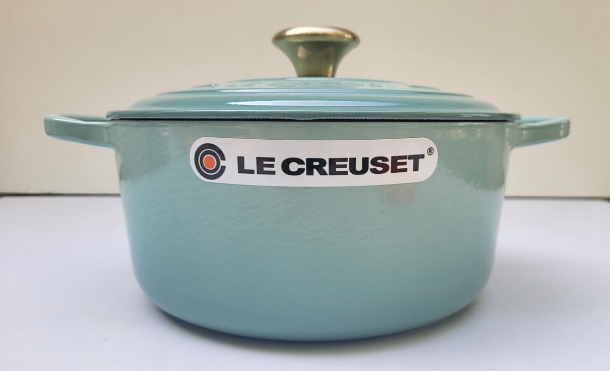 Le Creuset Dutch Oven #24 Signature - 4.5 Qt - Sage - NIB | eBay Le Creuset Dutch Oven #24 Signature - 4.5 Qt - Sage - NIB | eBay
