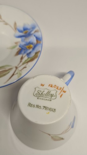 Shelley Regent forma demitasse 12025 Syringa taza de café floral, platillo 1932 - Imagen 9 de 9