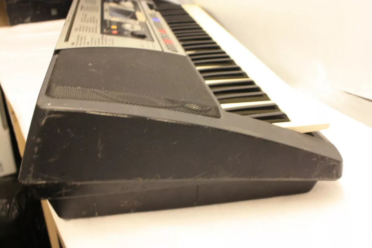 YAMAHA PSR 350 ELECTRONIC KEYBOARD 61 KEY DJ MODE psr350 read description