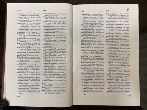 Dictionary - Deutsch-Ru... Wörterbuch der Textilindustrie, 1981's - Imagen 9 de 22