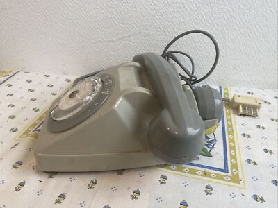 Téléphone Vintage S63 Gris à Cadran PTT – Années 70/80