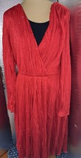 Adrianna Papell Long sleeved Belted Red Sequin Crinkle Dress Size 8