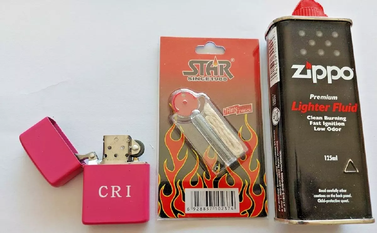 Pink Oil Lighter + flint kit with wick Cigarette Lighter Refill Fluid 125ml - Picture 2 of 2